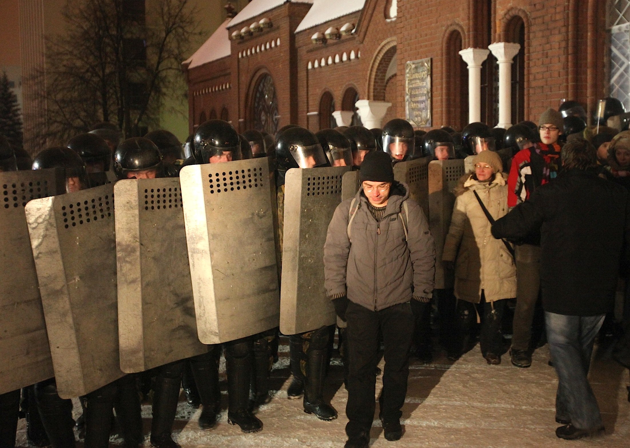 Political protesters in Belarus (Photo: Leonid Varlamov | mmet.livejournal.com)