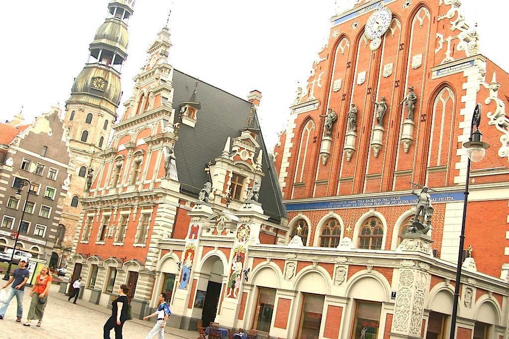 Swapping the Lat for the euro is unpopular with Latvians (Photo: PnP!)