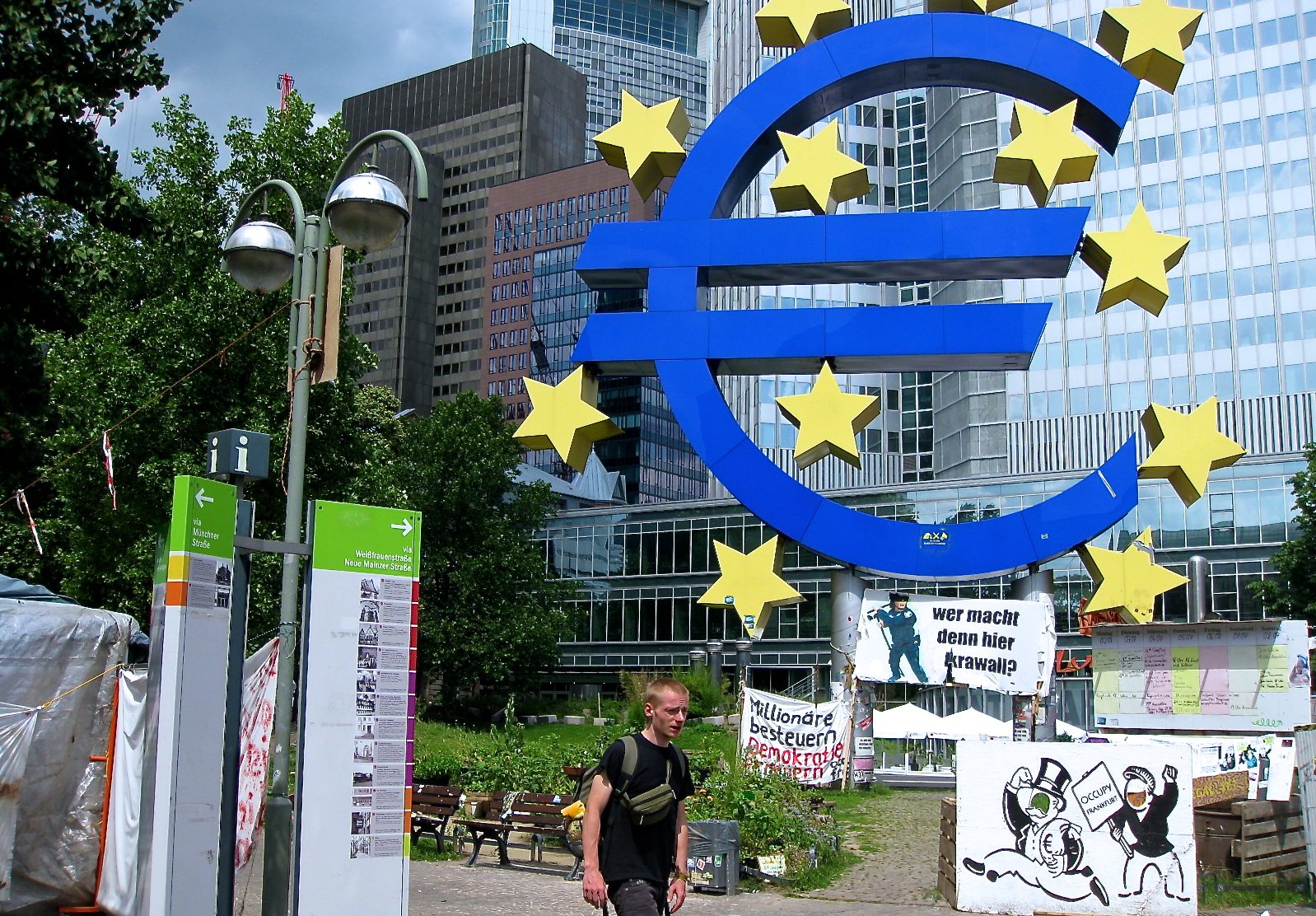 It’s an old economic controversy: does supply drive demand or is it the other way around? <a target="_blank">(Photo: Valentina Pop)</a>