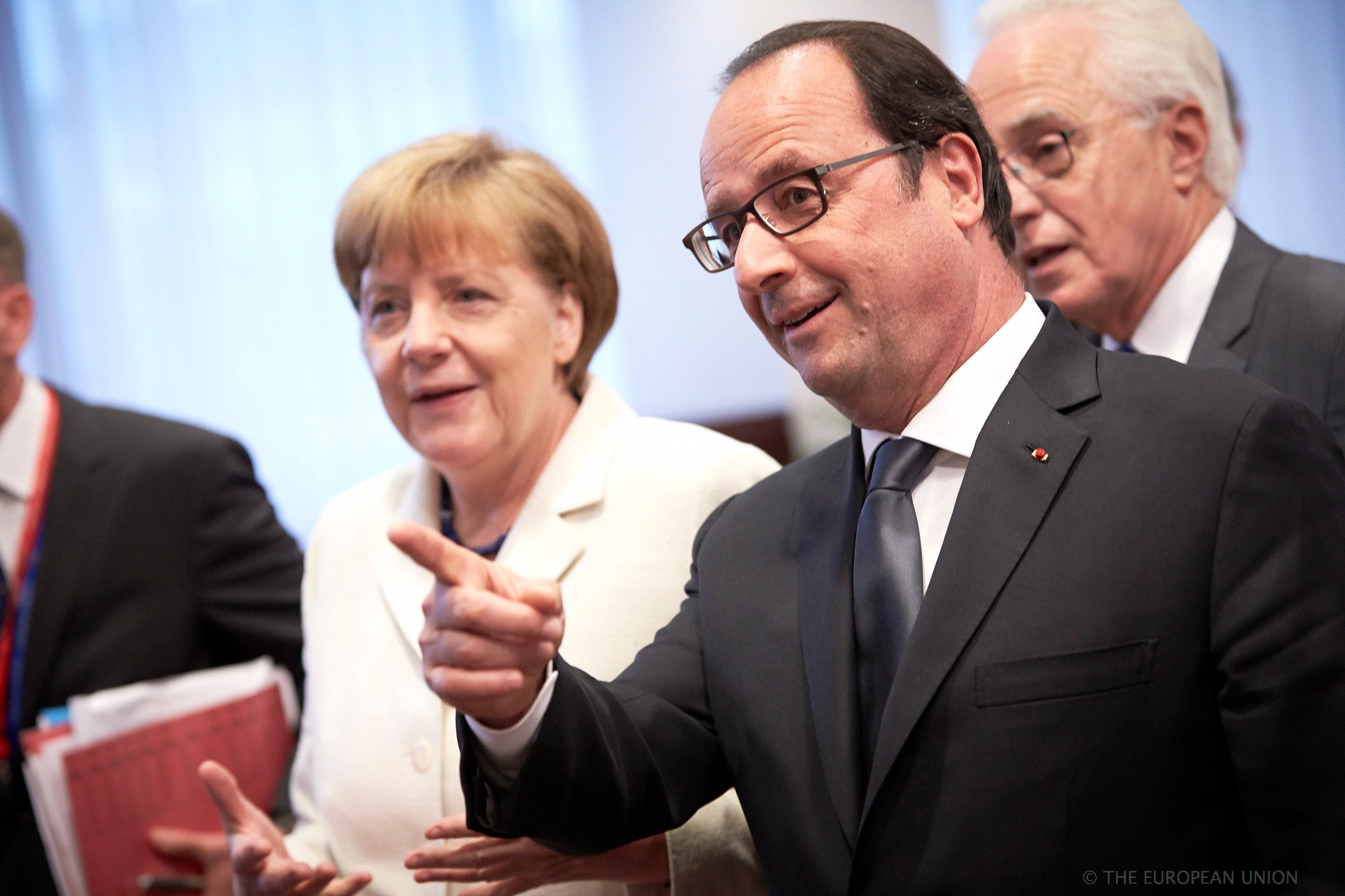 Hollande says Europe "must learn the lessons" of the Greek crisis and "go much further" . (Photo: Consillium)