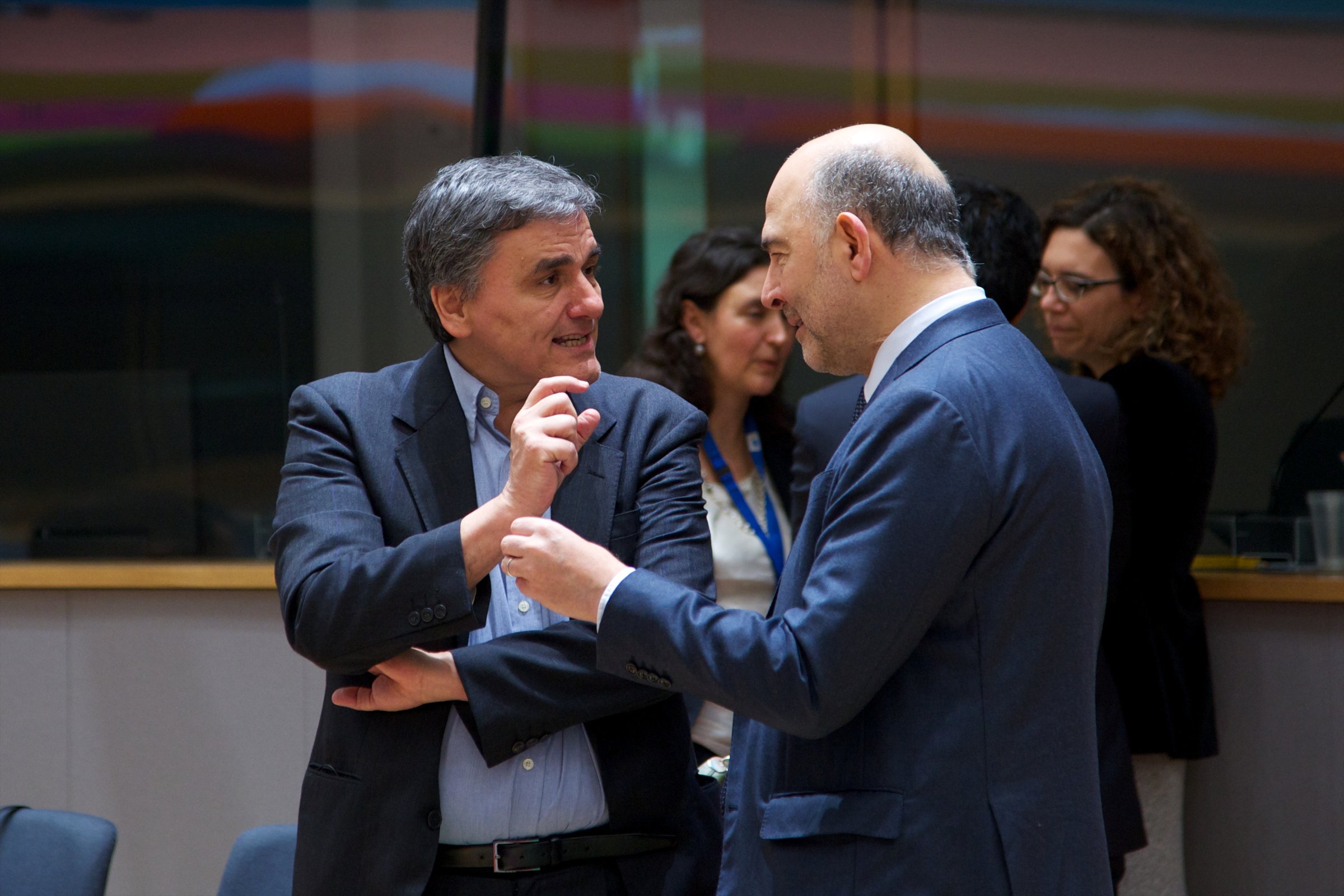 "There is a light at the end of the austerity tunnel," said EU finance commissioner Pierre Moscovici (r). <a target="_blank">(Photo: Council of the EU)</a>