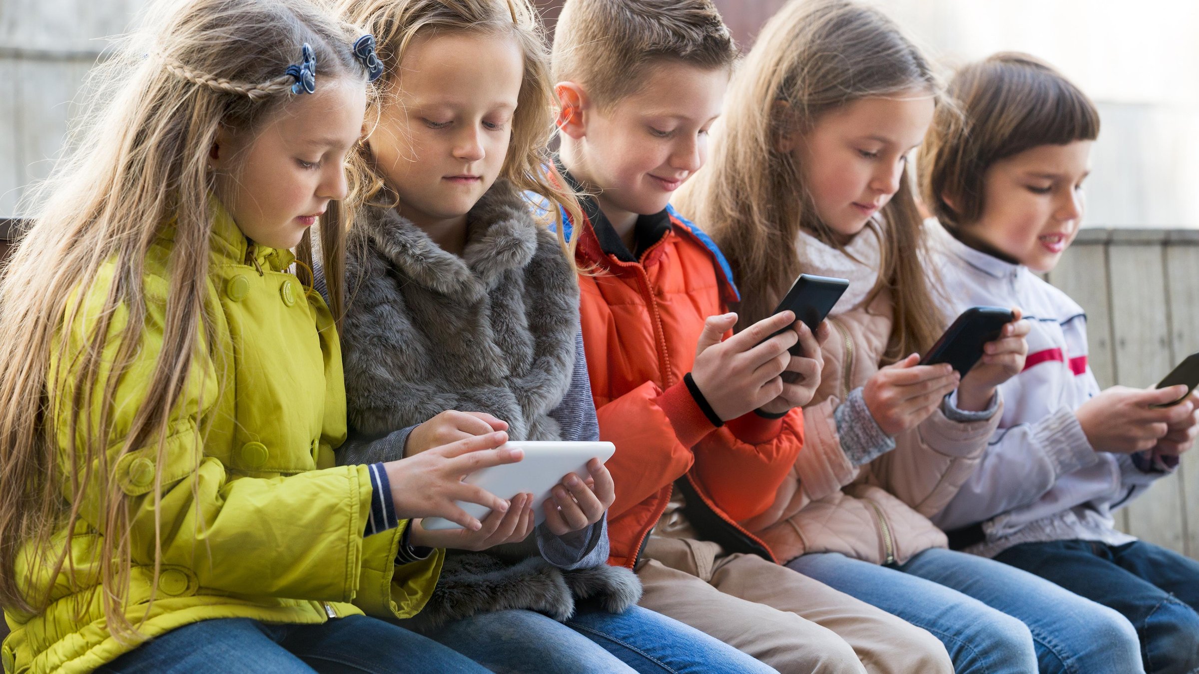Wireless devices like smartphones and tablets are the target of more than 80 percent of cyberattacks (Photo: iStock)
