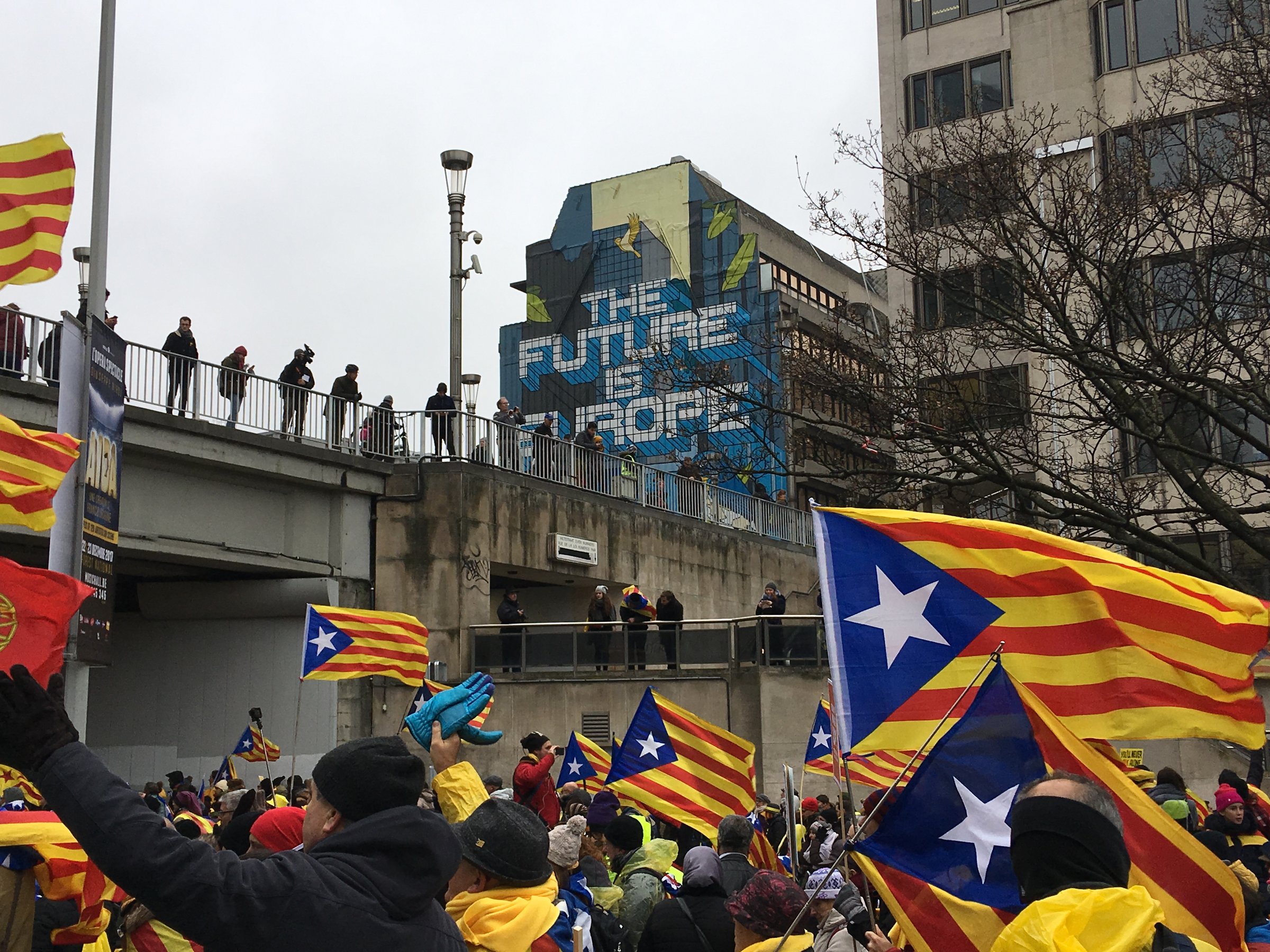 Ctalan flags at a demonstration in Brussels in 2017 <a EUobserver)</a>