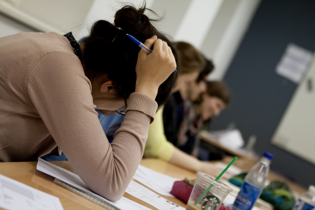 Only 31 percent of the highly-educated migrants from OECD countries choose an EU destination, says the European Commission (Photo: Jirka Matousek)