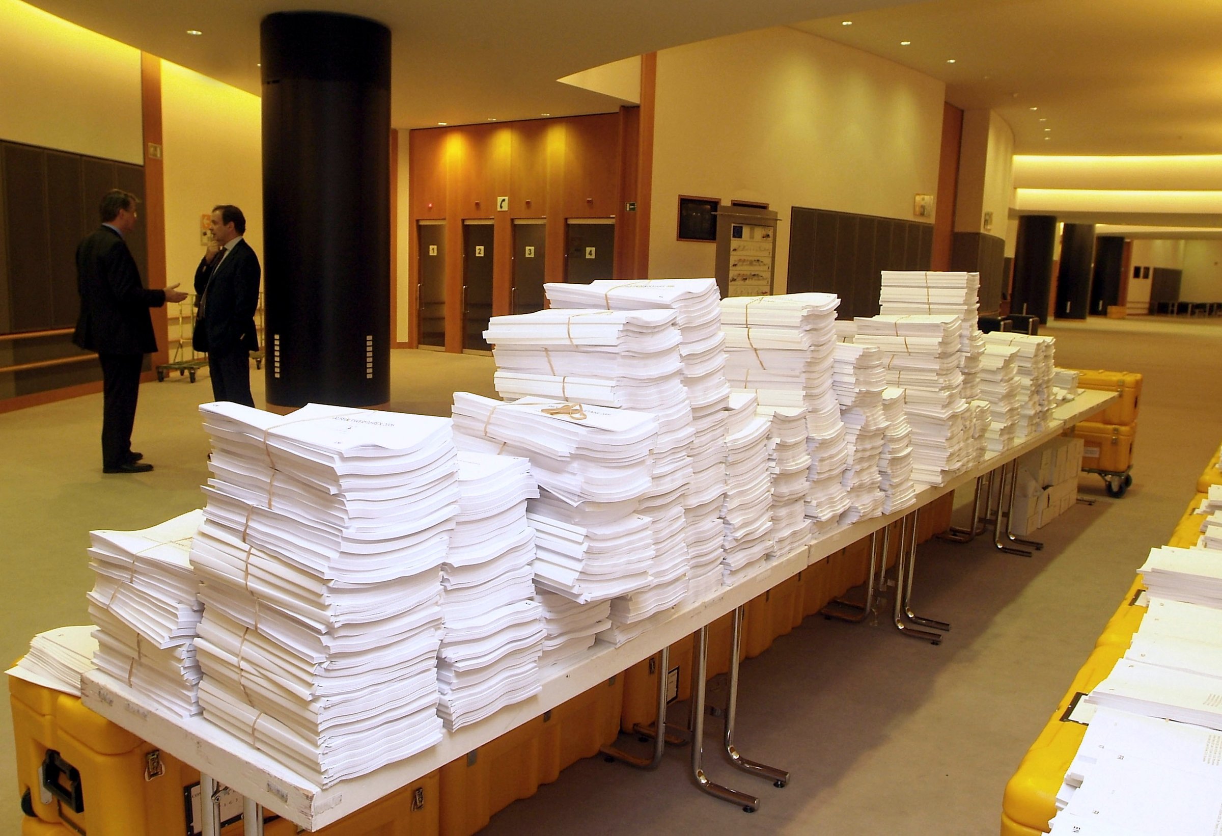 EU citizens filed applications to see documents 6,912 times in 2018 (Photo: European Parliament)