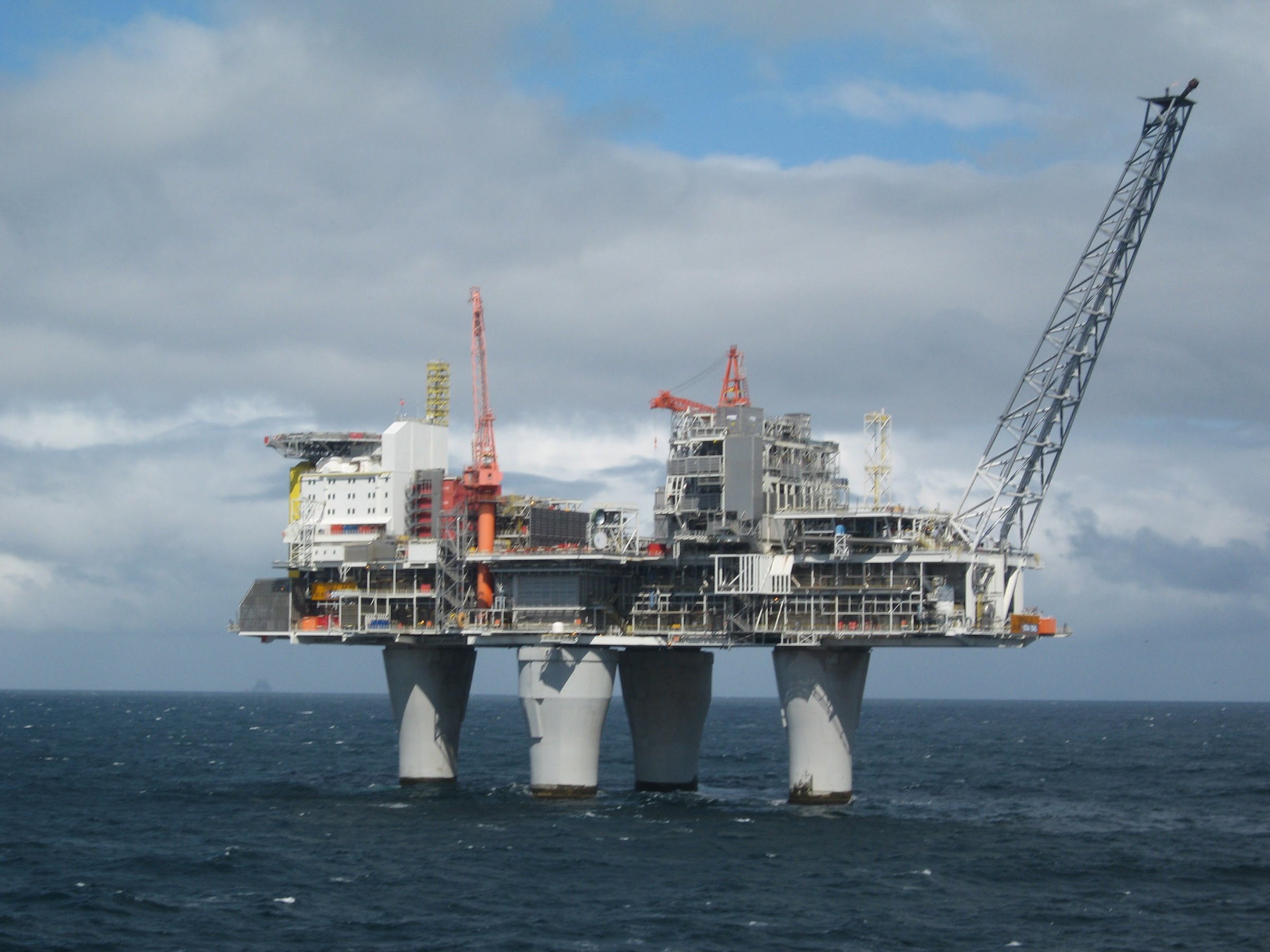 The Energy Charter Treaty (ECT) was hammered out in 1994 by some 50 countries - mainly from the EU and Central Asia (Photo: Swinsto101)