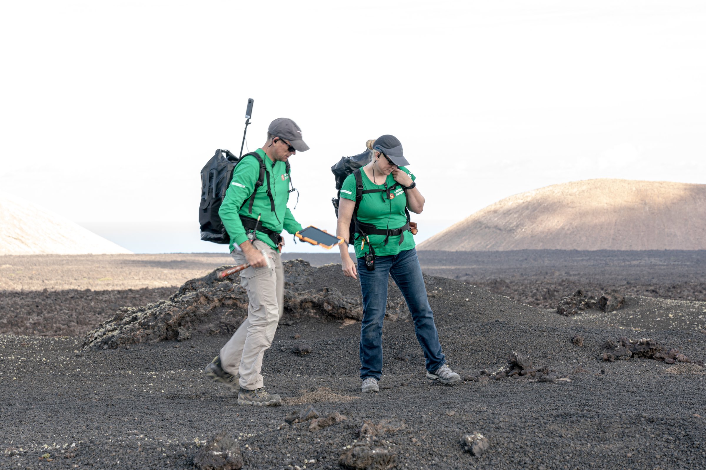European Space Agency astronaut Andreas Mogensen and NASA's Kathleen Rubins on a field trip to the volcanic island of Lanzarote, in preparation for a moon landing (Photo: ESA/A.Romeo)