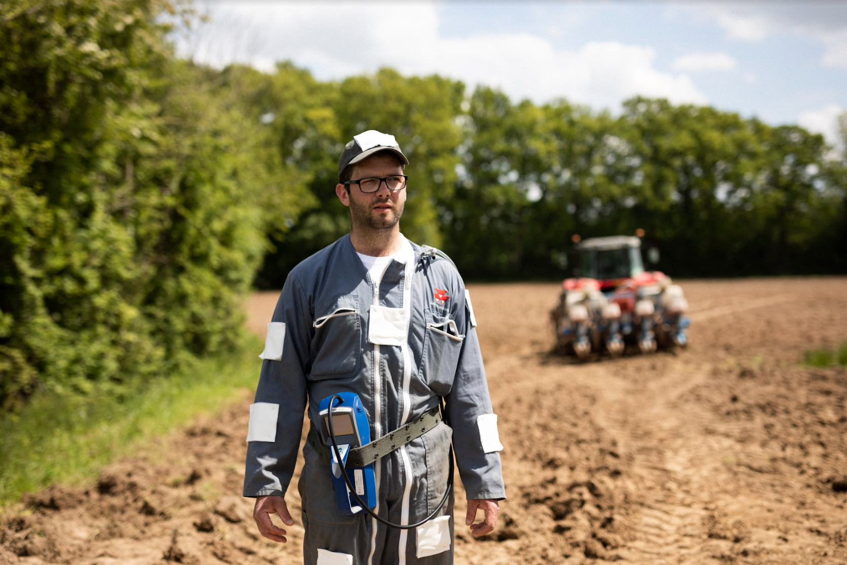 Testing the permeability of pesticides through protective clothing on a French farm (Photo: Ed Alcock/MYOP for Le Monde)