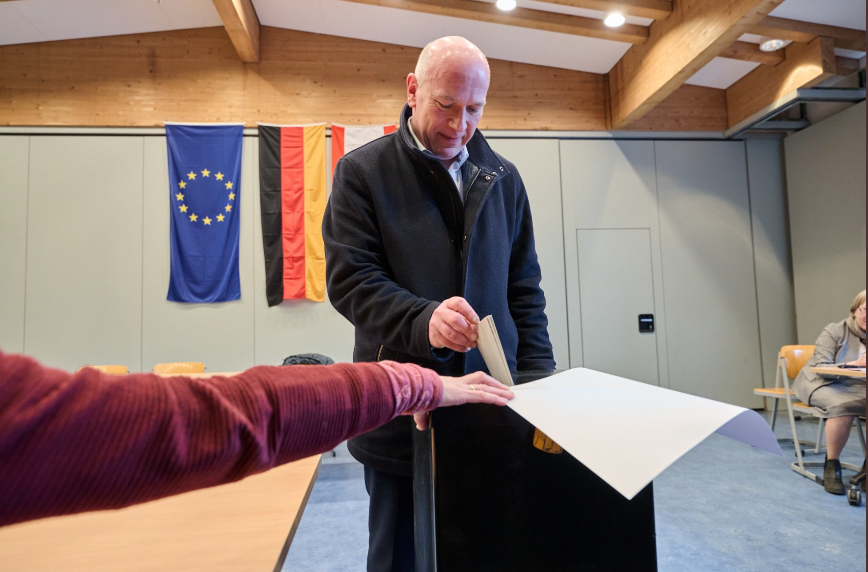 Despite coming out on top, and with 28 percent of the vote, the CDU might not get to run Berlin, or their candidate Kai Wegner (pictured voting on Sunday) make it to the mayor’s office in city hall (Photo: CDU Twitter)