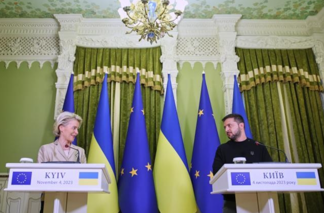 Ukraine president Volodomyr Zelensky and EU Commission president Ursula von der Leyen in Kyiv in November 2023 (Photo: EU Commission)