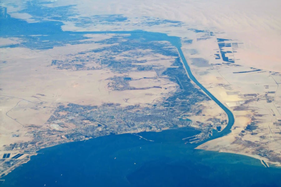The Suez Canal. Between 12 and 15 percent of total world trade goes through this maritime shortcut bottleneck — making it a prime target (Photo: Wikimedia)