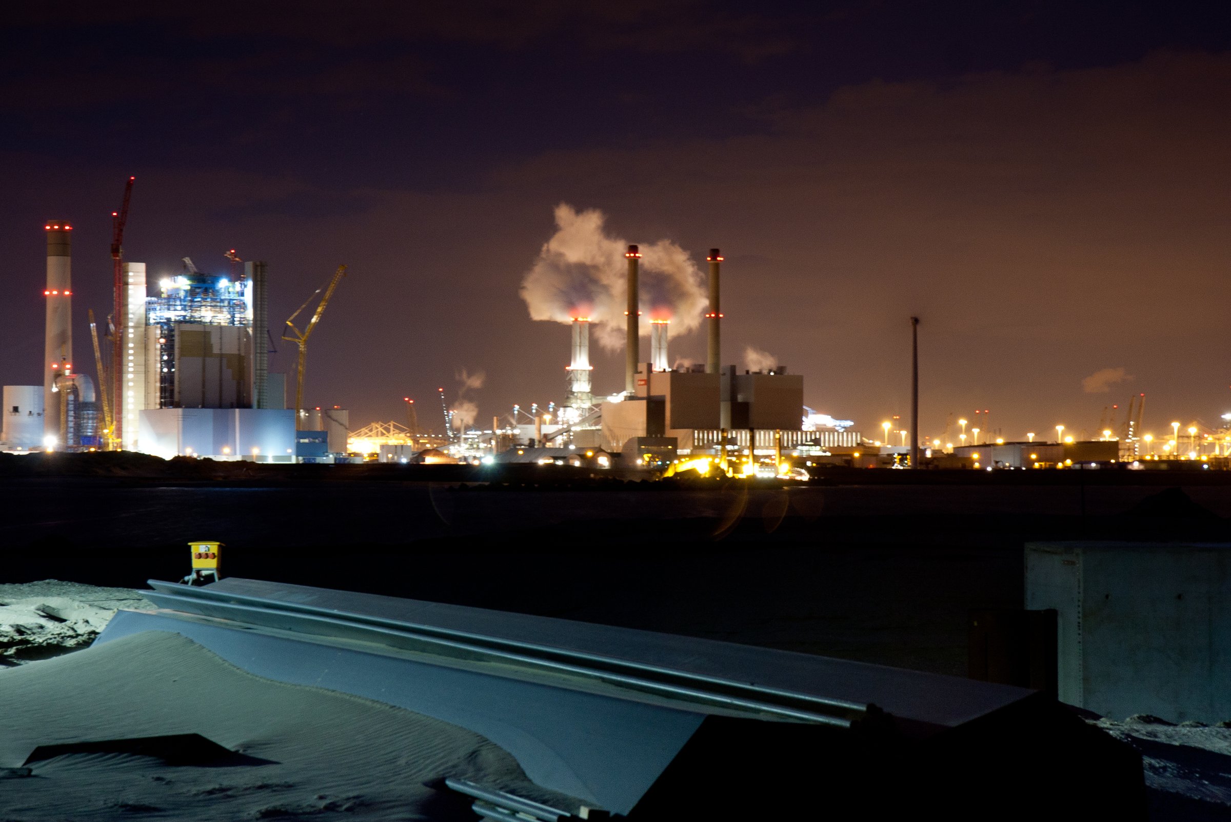 Coal power plants are rapidly being phased out across the bloc <a target="_blank" href="https://www.flickr.com/photos/wackelijmrooster/">(Photo: Marcel Oosterwijk)</a>