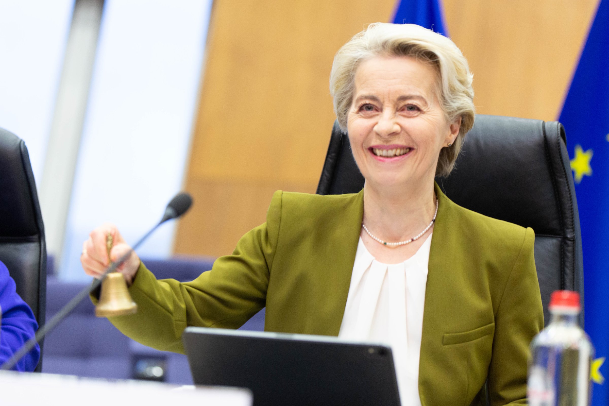 All new commissioners are tasked with 'stress-testing the acquis’: ie reviewing all existing EU legislation to simplify and reduce burdens on industry. This is unprecedented and truly unchartered territory <a target="_blank" href="https://audiovisual.ec.europa.eu/en/photo-details/P-064671~2F00-31">(Photo: EU Commission)</a>