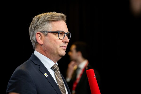 MEPs raise doubts if EU states will be ready for migration pact in 11 days