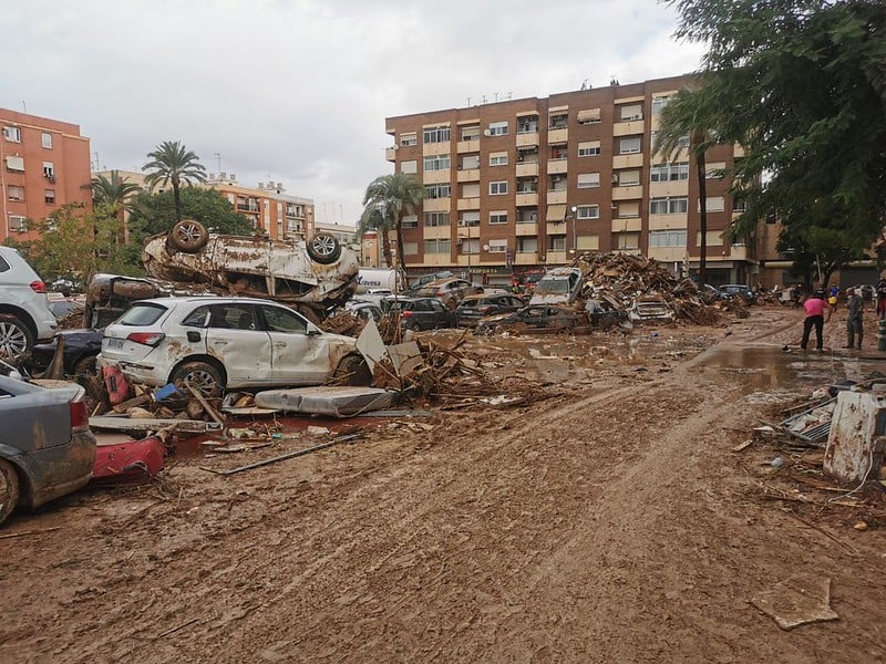 Nearly two weeks after the flash floods in Valencia, which left over 200 dead and many still missing, several municipalities are struggling to return to some sort of normality (Photo: INESE SPS)