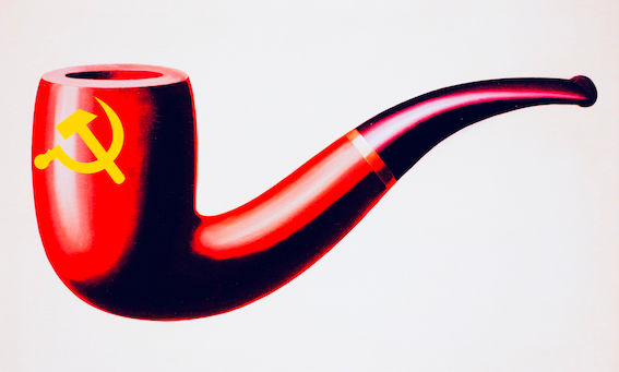 'Ceci n'est pas une pipe' by Belgian artist René Magritte (edited version) <a target="_blank">(Photo: EUobserver)</a>