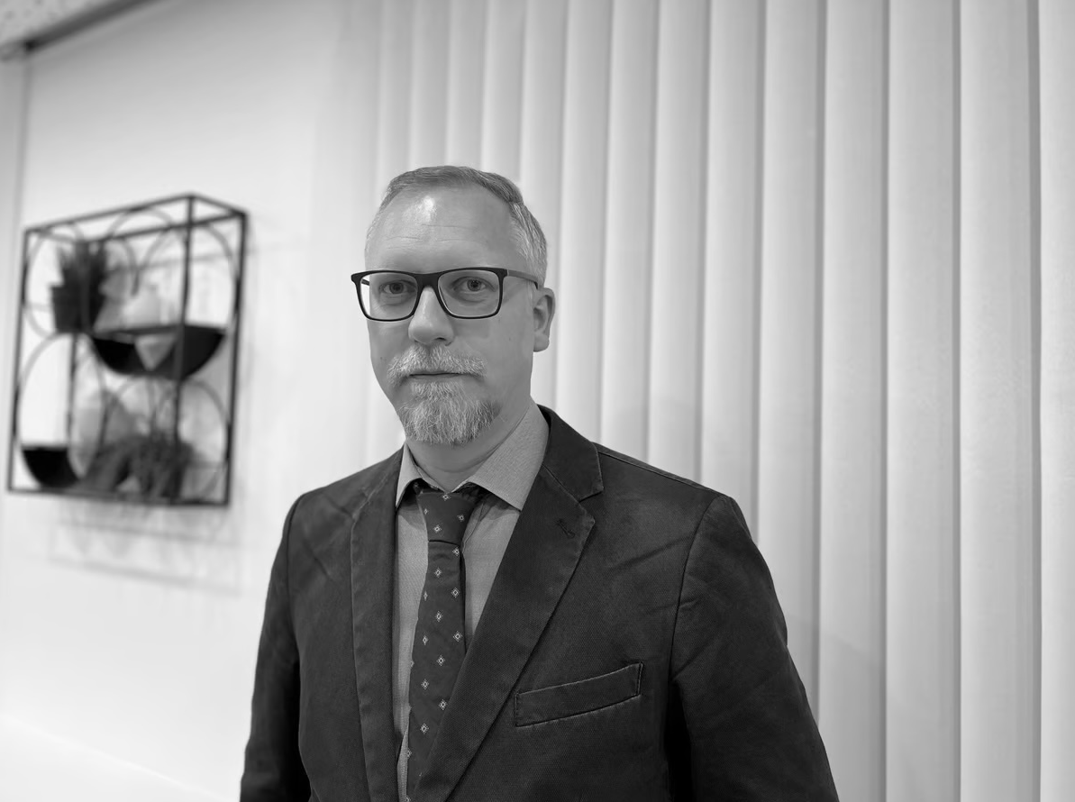 Composed of extractive, technological, financial, security, and real-estate elites, the American necropolitical oligarchy is poised to govern through the administration of death, abandonment, and expendability.