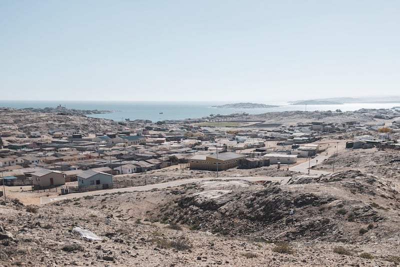 Lüderitz, a town in the south of Namibia encased by the Tsau Khaub national park, is designated for green hydrogen production (Photo: Julia Runge )