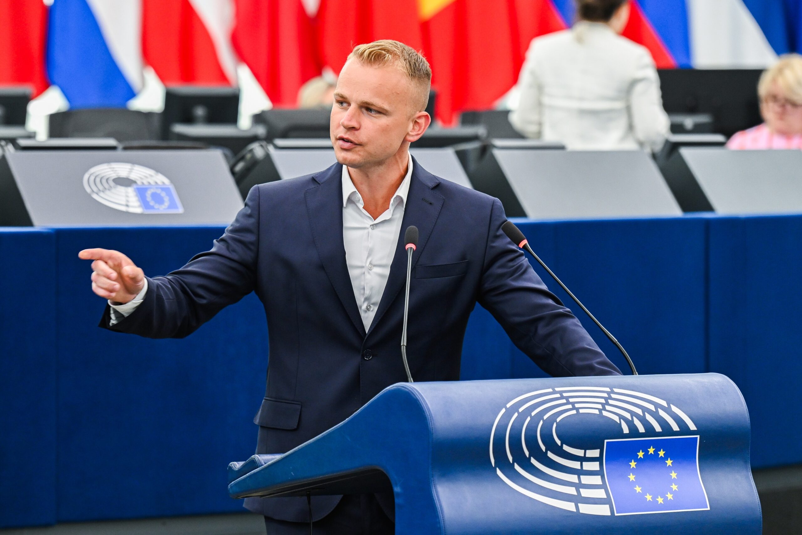 Europe's new pro-Kremlin bloc takes shape in the European Parliament –  EUobserver