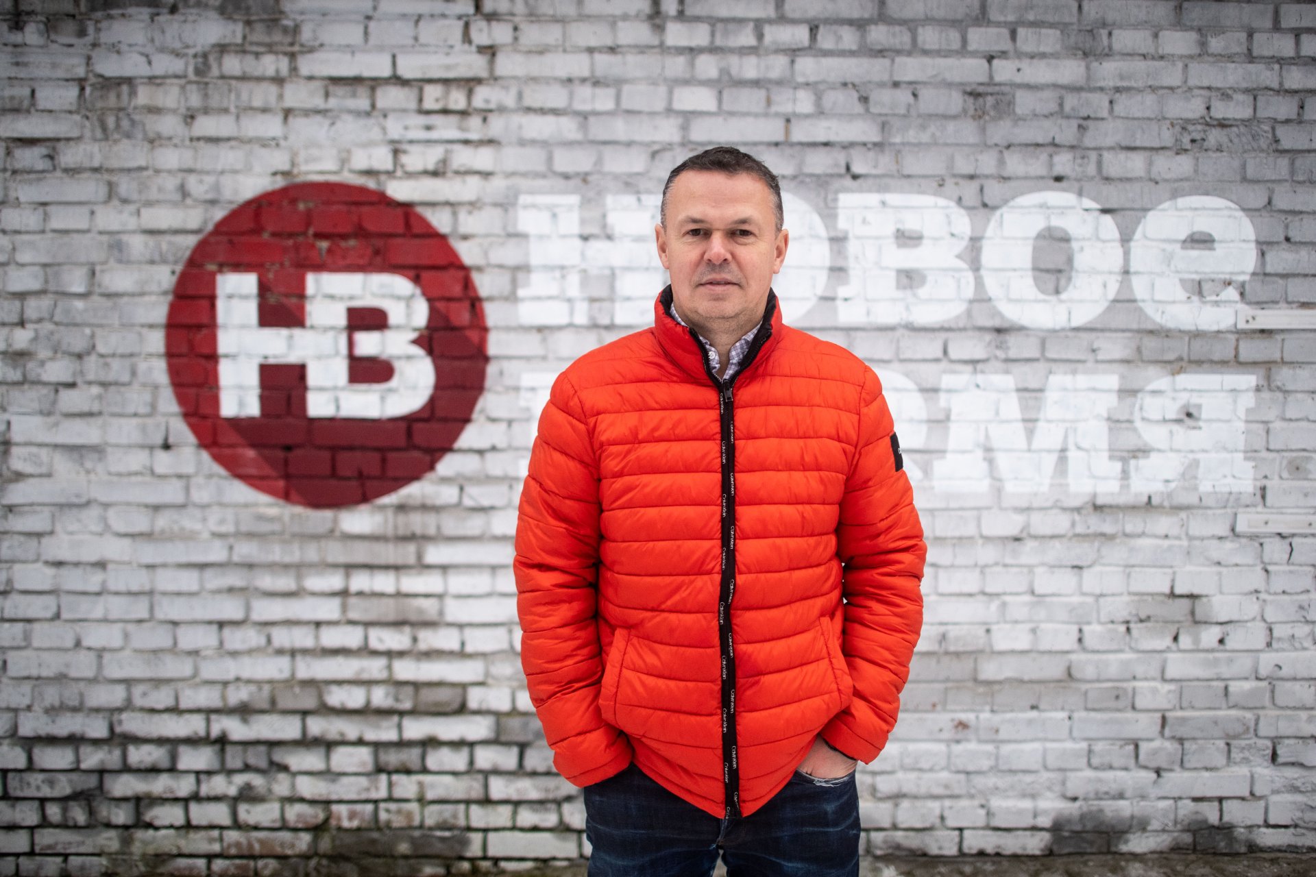 Ucrania enfrenta desafíos económicos y militares tras bloqueos de fondos