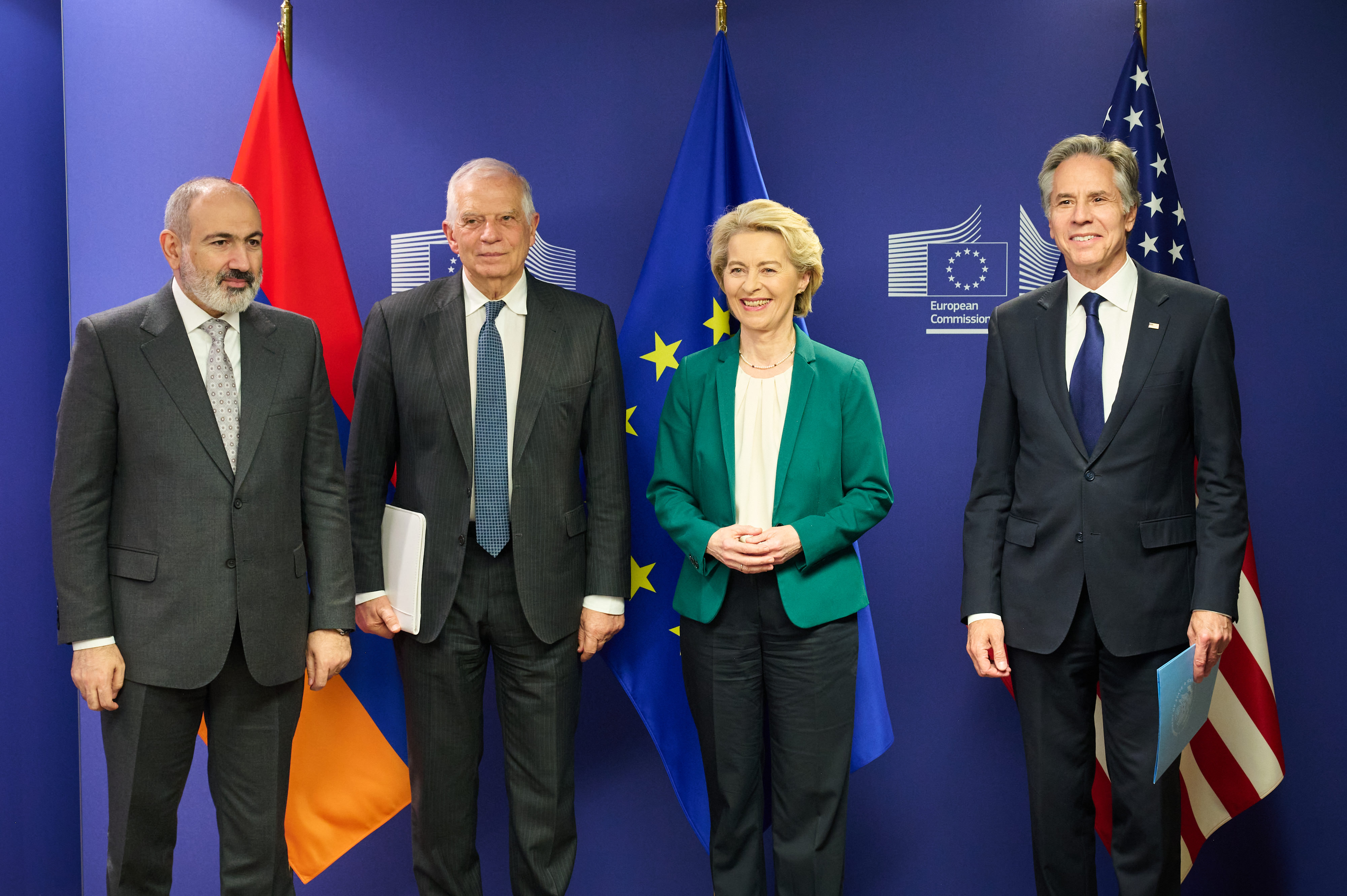 UE apoya a Armenia en elecciones: ¿legitimidad o manipulación?