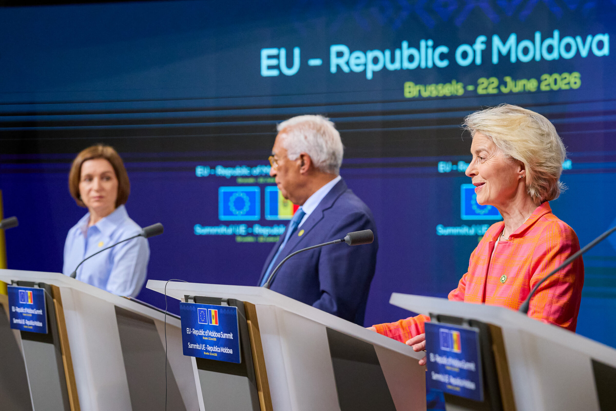 Moldova's president Maia Sandu (L), with EU council chief Antonio Costa and EU commission president Ursula von der Leyen (R)