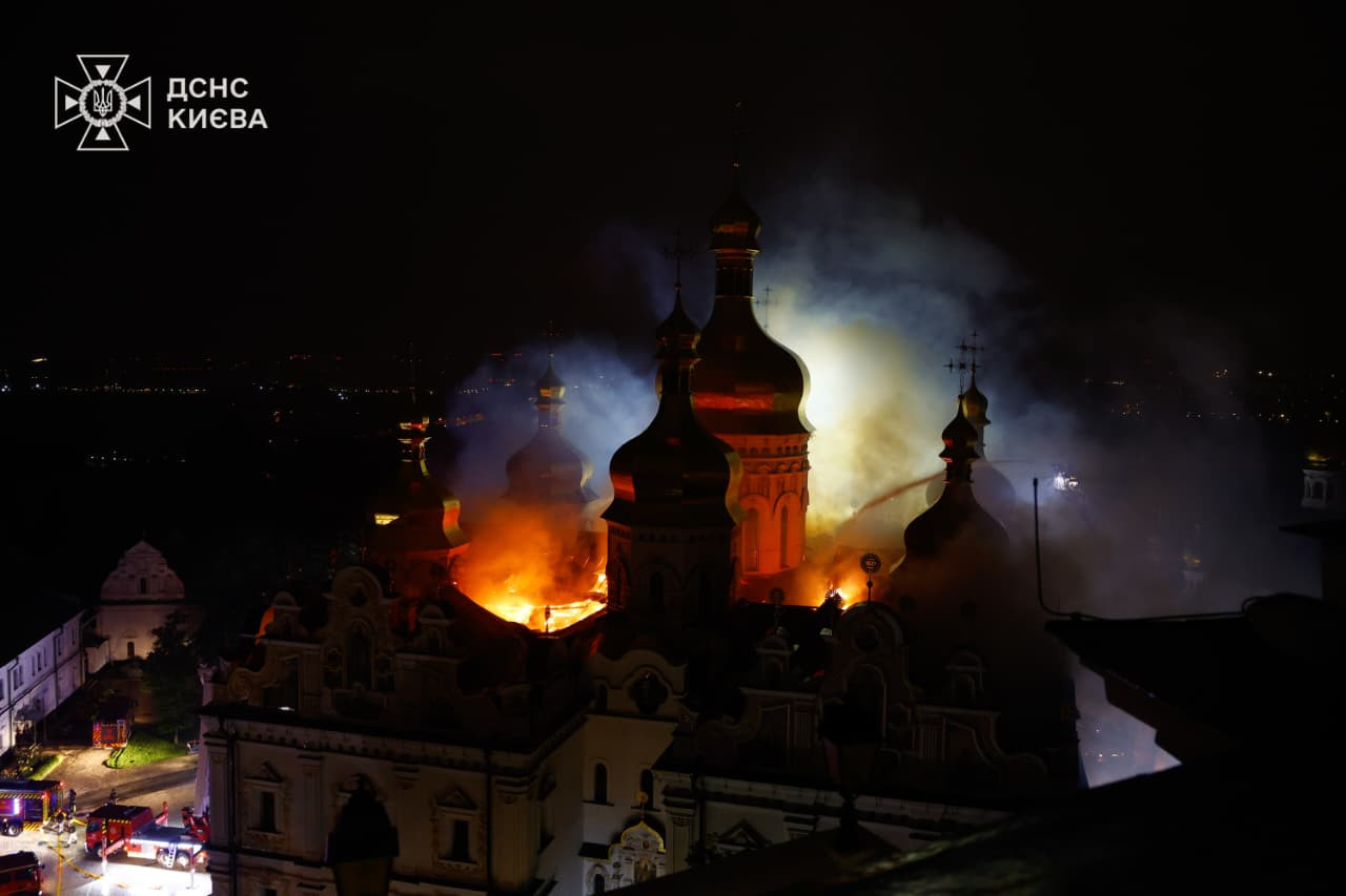 Russian attack against Kyiv's holiest monastery shows Kremlin's desire to wipe out Ukraine heritage, says theologian