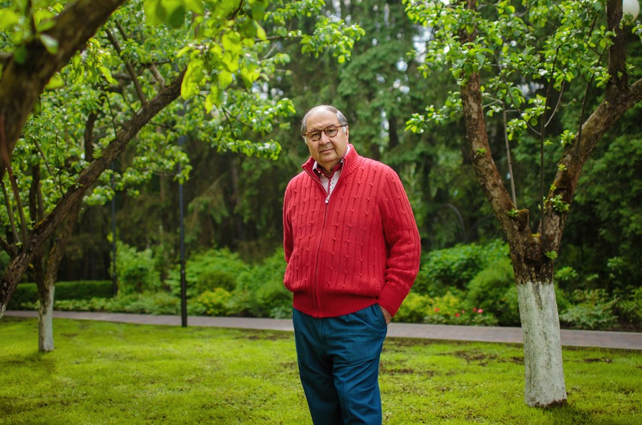 France stalls EU sanctions renewal over Alisher Usmanov delisting